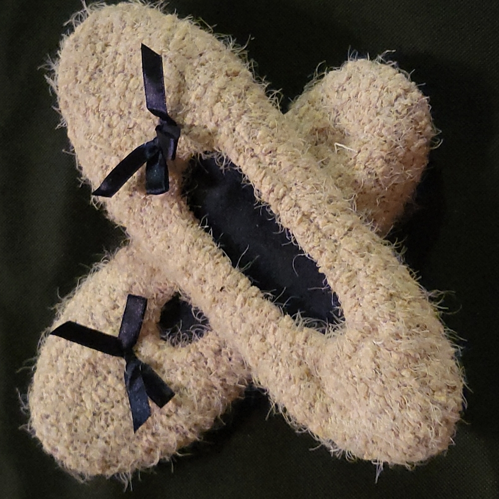 Sweet grippy bottom ballet style slippers